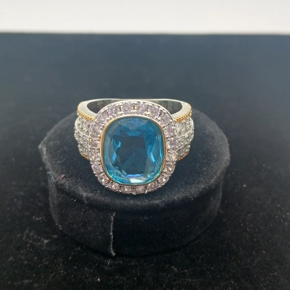 Luxurious Two-Tone 925 Silver Plated Chunky Band Ring - Elegant Court Style​​​